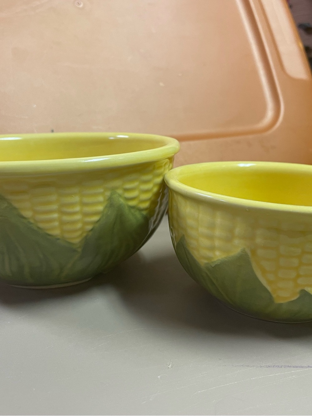 Shawnee USA vintage 1940’s pottery Corn King bowls